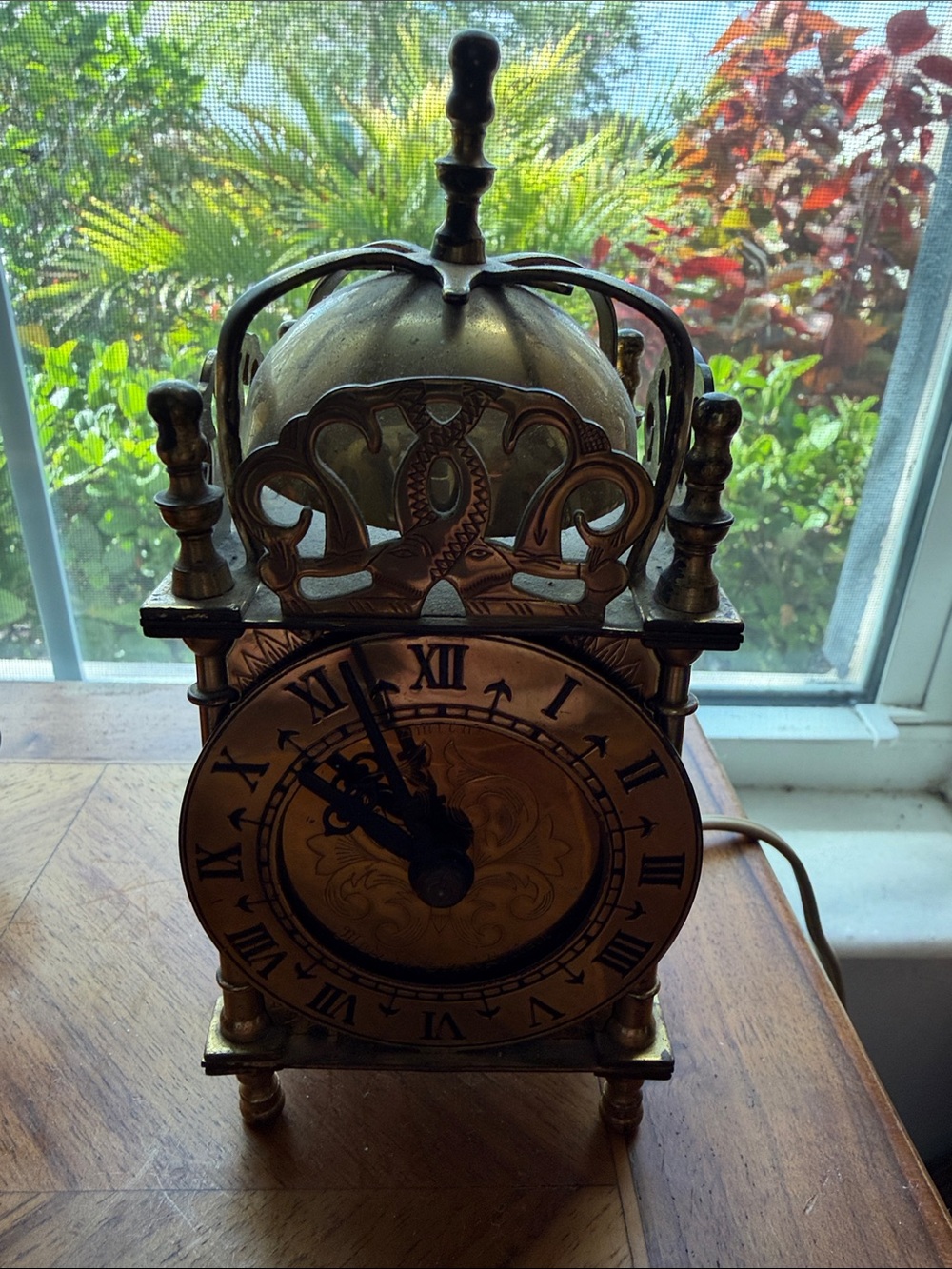 Antique Smith’s electric clock